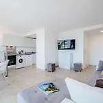 Cannes Marina 公寓式酒店