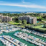 Cannes Marina 公寓式酒店