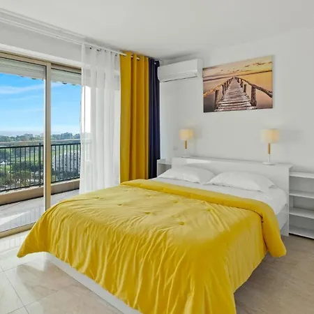 Cannes Marina 4* מאנדליה-לה-נאפול