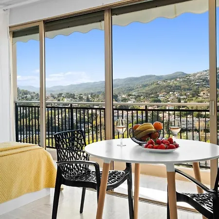 Cannes Marina Apartmanhotel