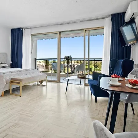 Cannes Marina Lägenhetshotell 4*