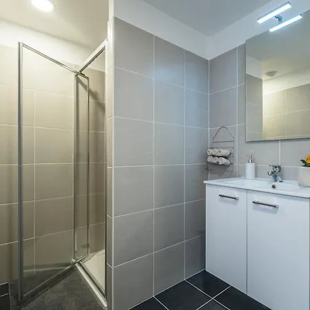 Apartmanhotel Cannes Marina Mandelieu