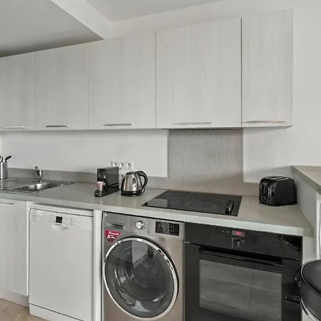 Cannes Marina Apart-hotel