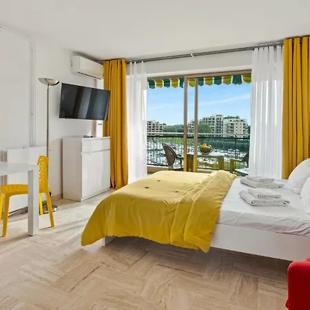 Cannes Marina Aparthotel