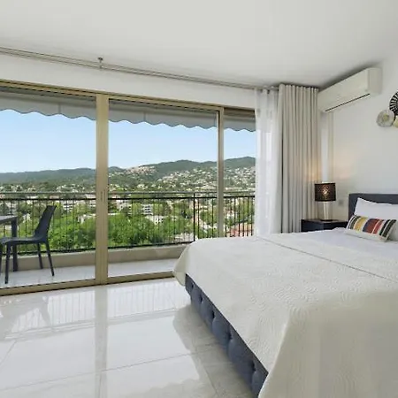 Cannes Marina Apartmanhotel Mandelieu
