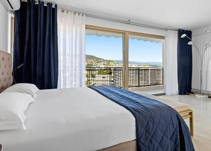 Cannes Marina Mandelieu