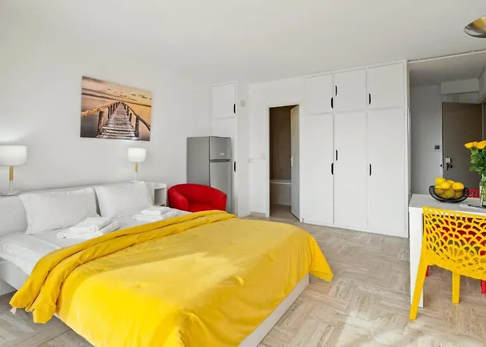 アパートホテル Cannes Marina 4*