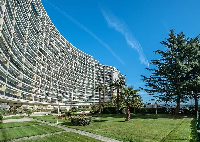 Cannes Marina アパートホテル Mandelieu